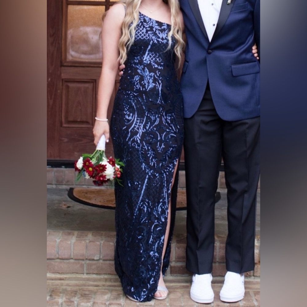 Windsor navy sequin formal dress